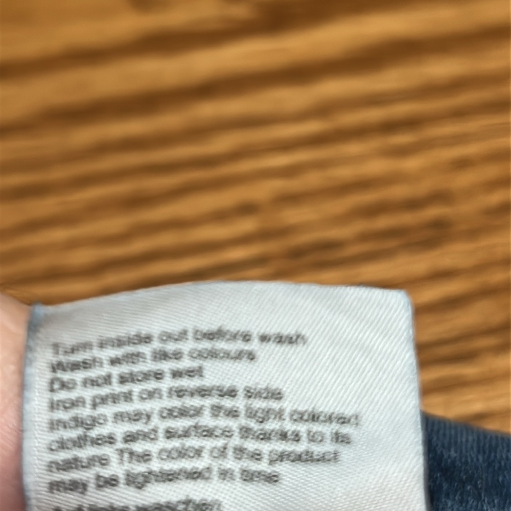 Mavi Karly Blue Jean Shorts Classic Stretch Fit
Size 25 - Picture 9 of 9